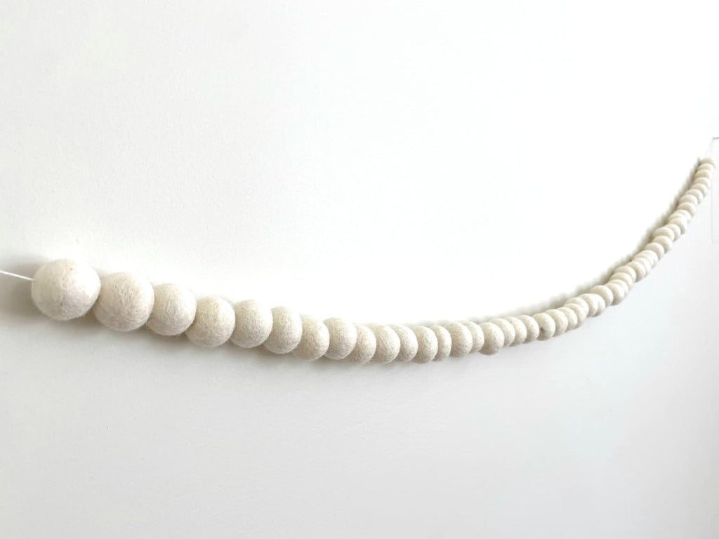 Natural White Garland