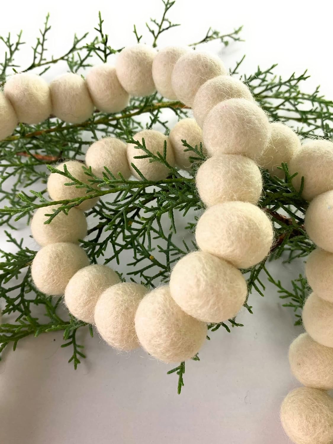 Natural White Garland