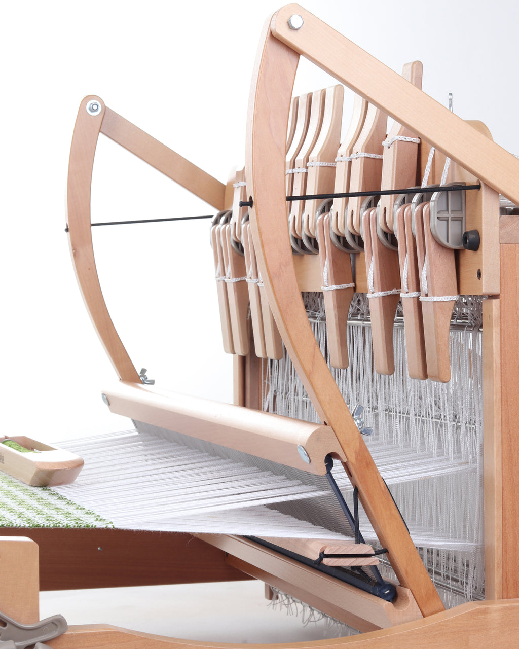 Table Loom Sixteen Shaft 60cm / 24" with shuttle race